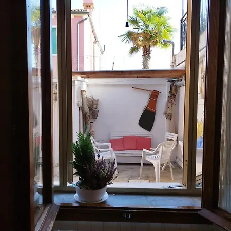 Casa Degli Artisti * Burano