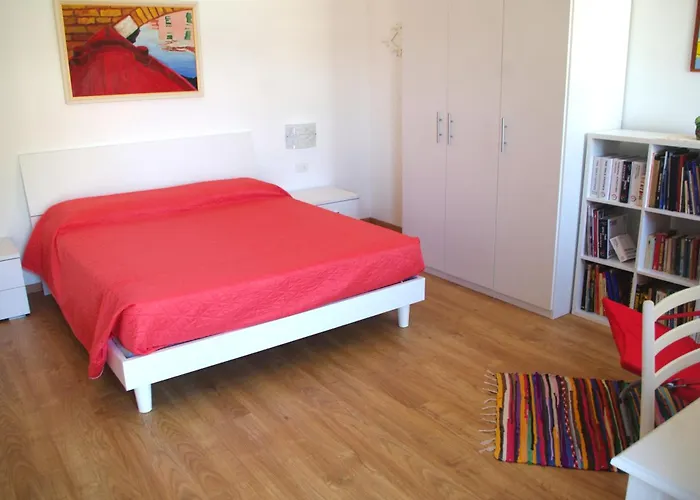 Casa Degli Artisti *