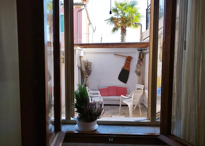 Casa Degli Artisti * Burano